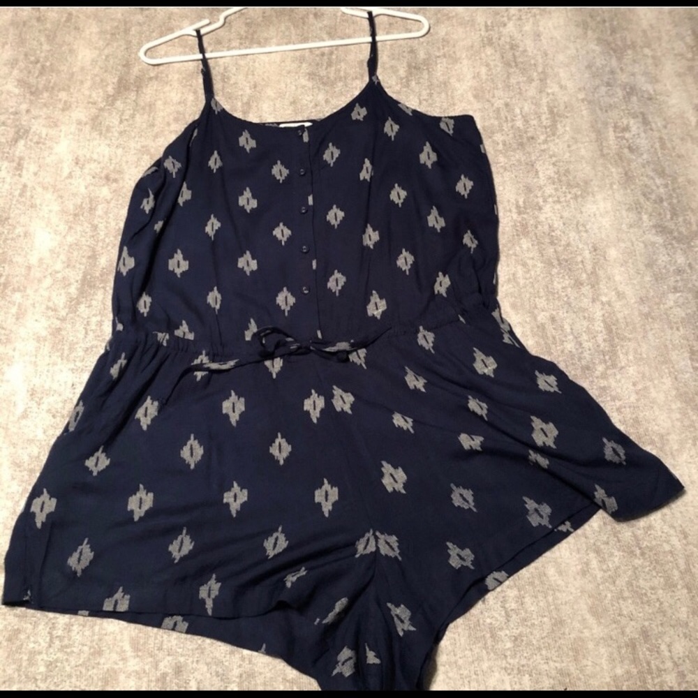 Mudpie Navy Ikat Romper - GUC